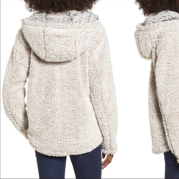 Thread & Supply oversized Wubby full zip jacket w/hood. Pink size Large - Picture 3 of 10